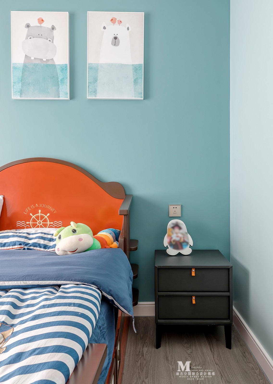 臥室床頭柜裝修效果圖傅曉設計懂得取悅自己，才是最奢現代簡約臥室設計圖片賞析