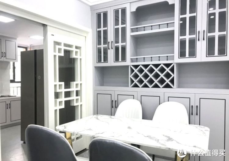 119㎡現(xiàn)代簡約三居室，20萬全包給熟人裝修，還沒開始入住先曬曬