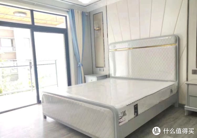 119㎡現(xiàn)代簡約三居室，20萬全包給熟人裝修，還沒開始入住先曬曬