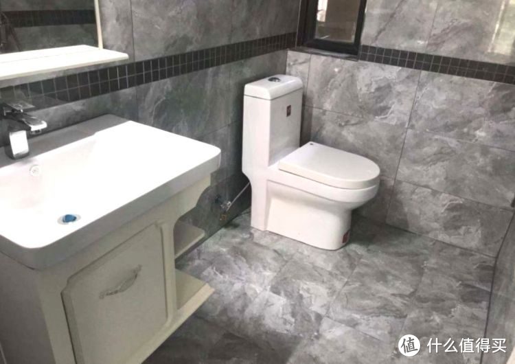 119㎡現(xiàn)代簡約三居室，20萬全包給熟人裝修，還沒開始入住先曬曬