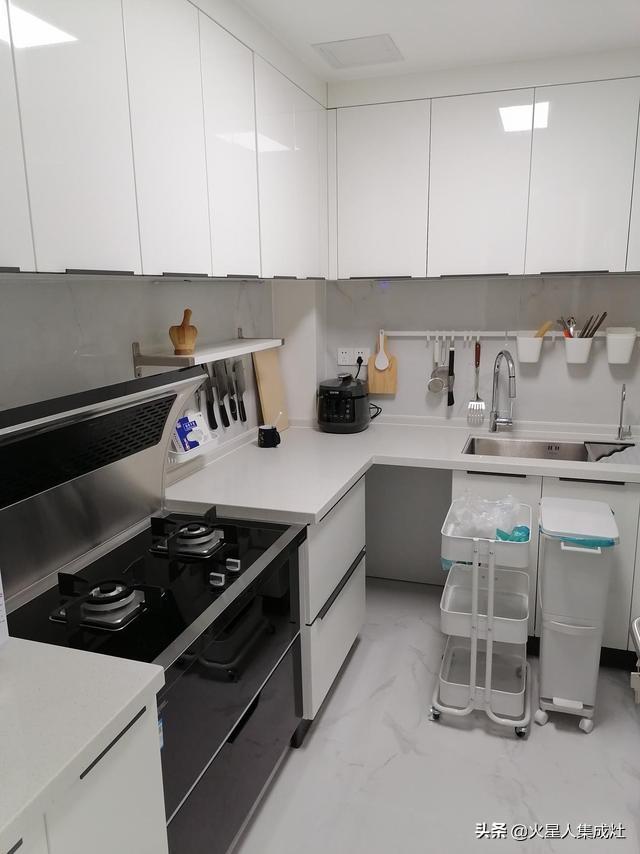 看完5平米的小廚房裝修，被種草這些超實用的設(shè)計