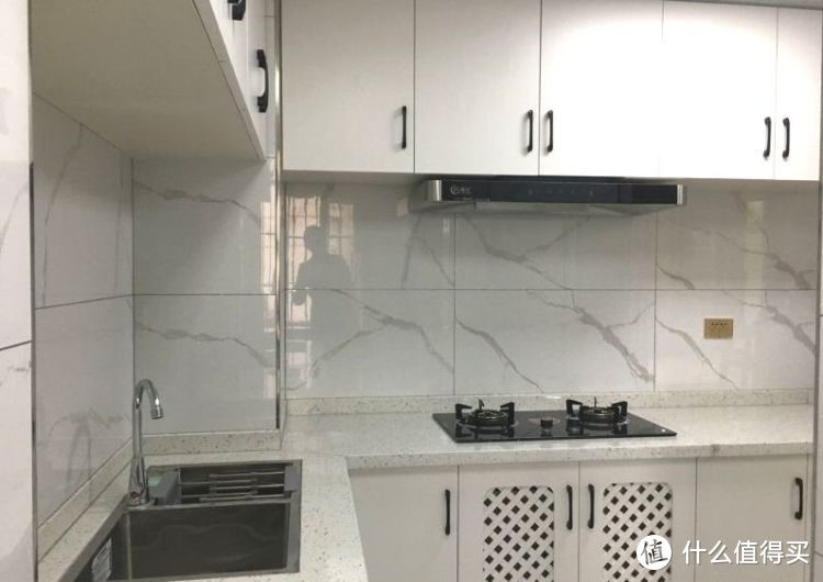 買不起別墅可以看看躍層，128㎡三室兩廳大躍層，堪稱空中別墅