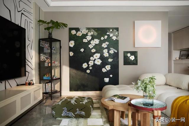 房屋浪漫布置圖片(95平米法式風(fēng)格裝修，輕奢浪漫居所，姐妹們的夢想小家)(圖3)