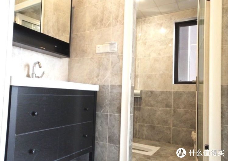 剛完工的新房，硬裝15萬設(shè)計(jì)成現(xiàn)代簡(jiǎn)約風(fēng)格，看一眼都是享受