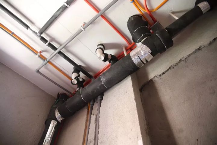 電視墻設(shè)計電視墻裝修效果圖_鄭州裝修設(shè)計_綠色裝修選材設(shè)計500問居室細節(jié)設(shè)計