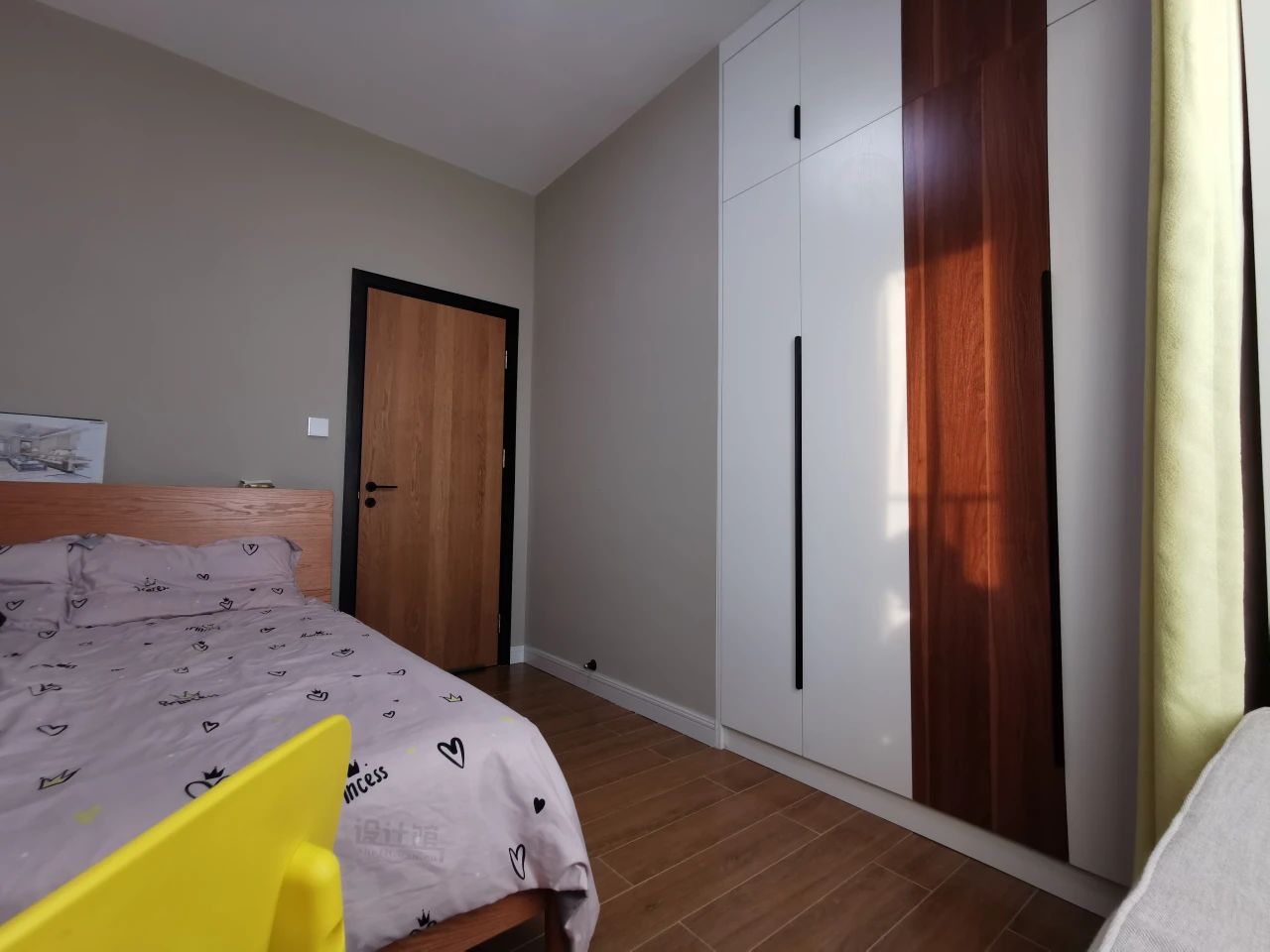 小戶(hù)型裝修實(shí)景圖_個(gè)小戶(hù)型創(chuàng)意設(shè)計(jì) 小戶(hù)型裝修_小戶(hù)型樣板間實(shí)景照片