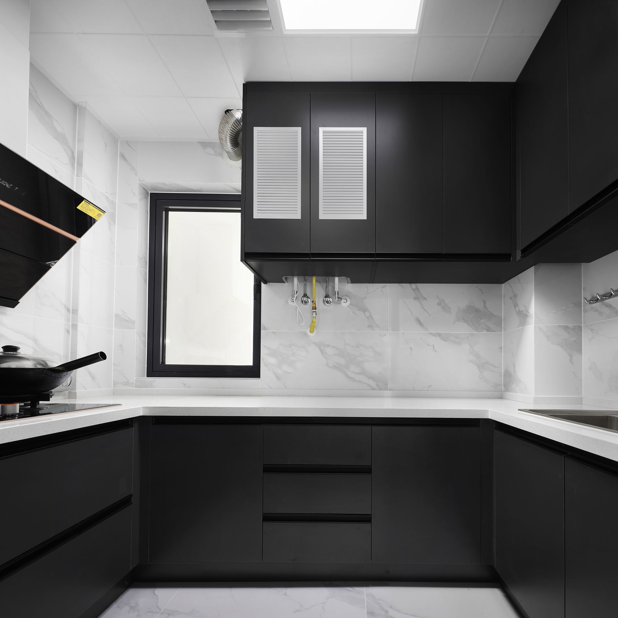 房子想裝修，五種受歡迎櫥柜顏色，這幾種顏色太賞心悅目了！