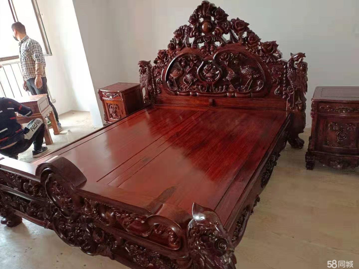 中國紅木藝術(shù)家具網(wǎng)_紅木藝術(shù)家具_紅木家具裝修效果圖