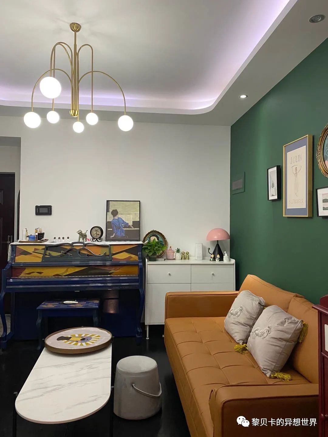 內衣實體店裝修風格圖_內衣店裝修圖_內衣飾品店裝修圖片