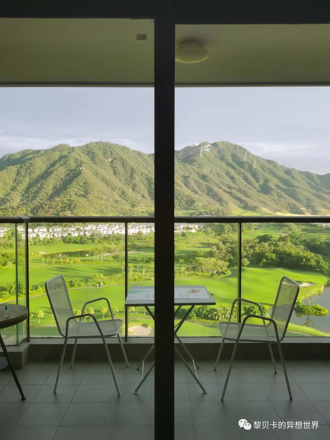 內衣實體店裝修風格圖_內衣飾品店裝修圖片_內衣店裝修圖