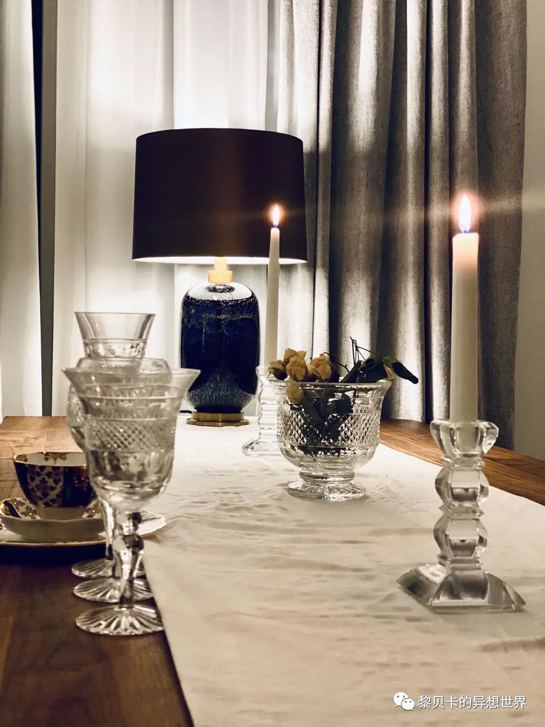 內衣店裝修圖_內衣飾品店裝修圖片_內衣實體店裝修風格圖