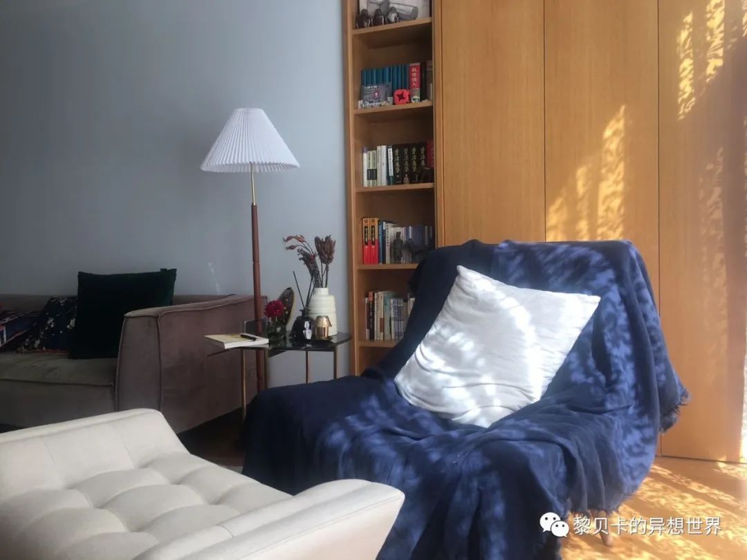 內衣實體店裝修風格圖_內衣飾品店裝修圖片_內衣店裝修圖