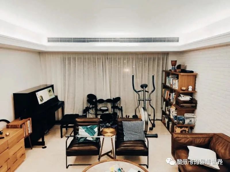 內衣店裝修圖_內衣實體店裝修風格圖_內衣飾品店裝修圖片