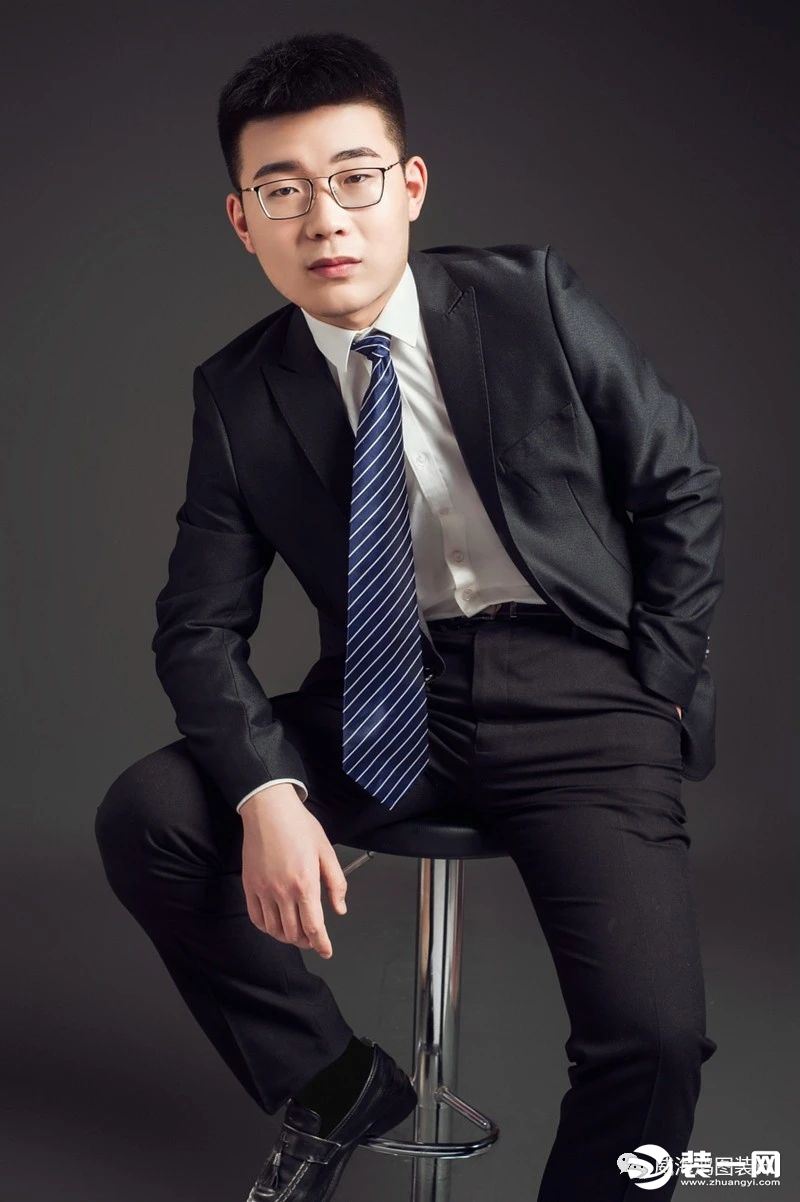 《【摩登4h5登陸地址】威海鴻圖裝飾山水城125㎡輕奢風(fēng)格 金色空間無盡浪漫！》