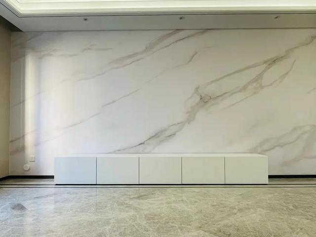 乳膠漆可以刷木板嗎書柜，乳膠漆可以刷木板嗎有甲醛嗎