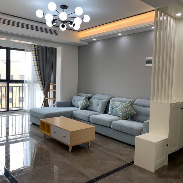 參觀鄰居現(xiàn)代風(fēng)格家新，全屋效果好漂亮！主臥假飄窗設(shè)計是亮點