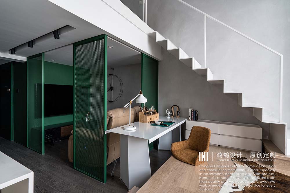 功能區(qū)裝修效果圖獨居LOFT，觀影、辦公、居住潮流混搭功能區(qū)設計圖片賞析