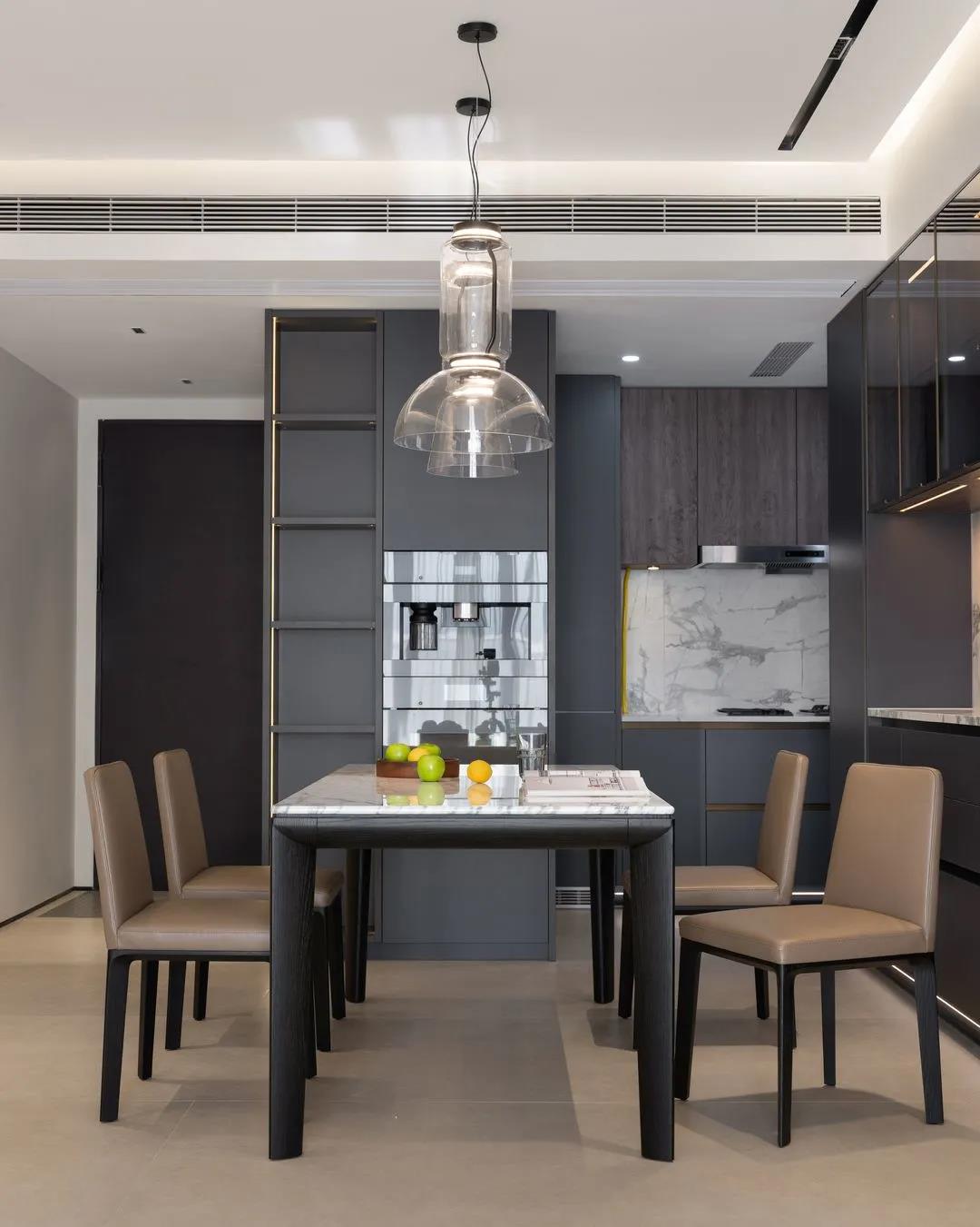 122㎡全屋高能：玄關(guān)收納/無(wú)吊頂/觀景陽(yáng)臺(tái)，贊！