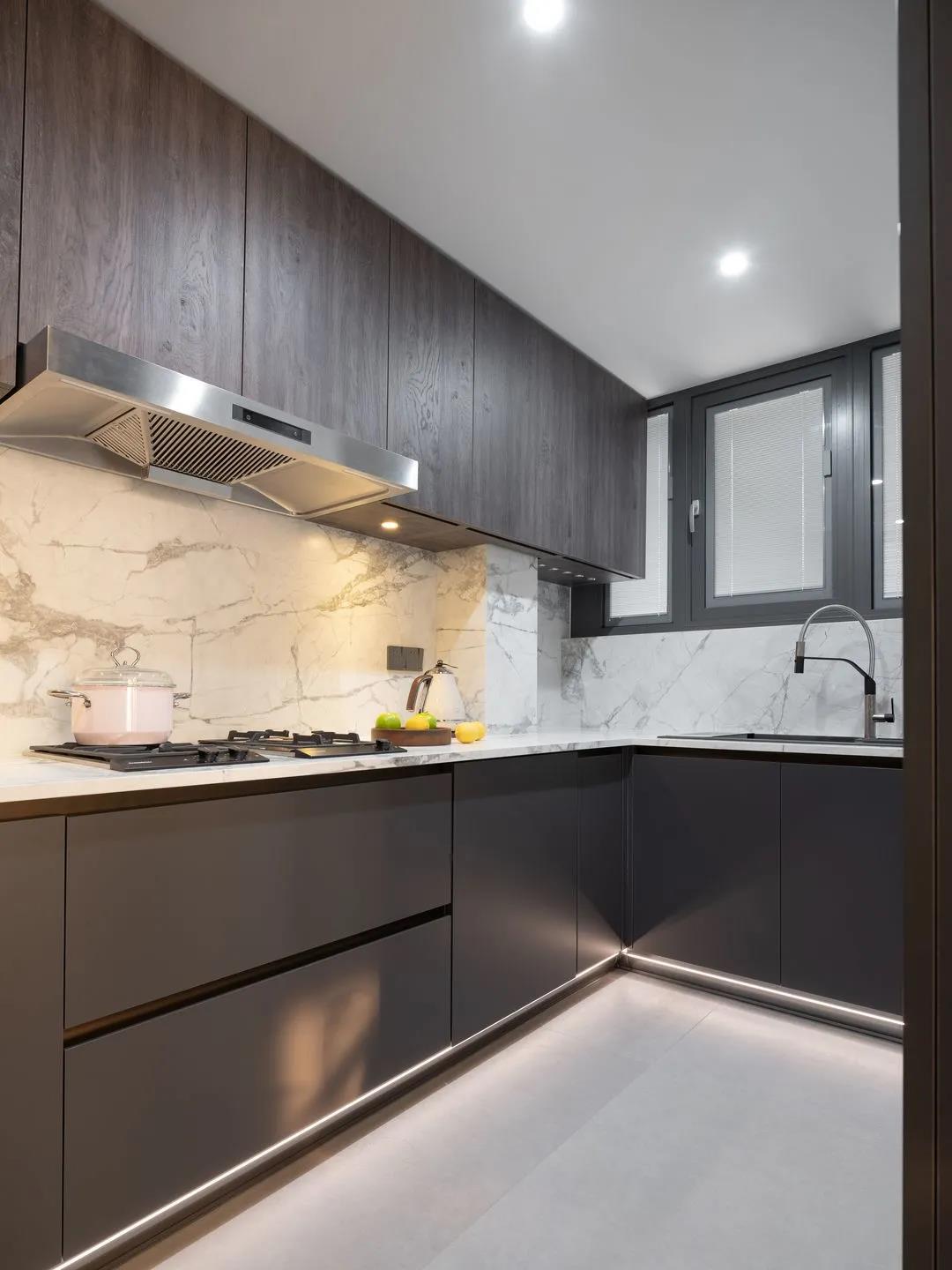 122㎡全屋高能：玄關(guān)收納/無(wú)吊頂/觀景陽(yáng)臺(tái)，贊！