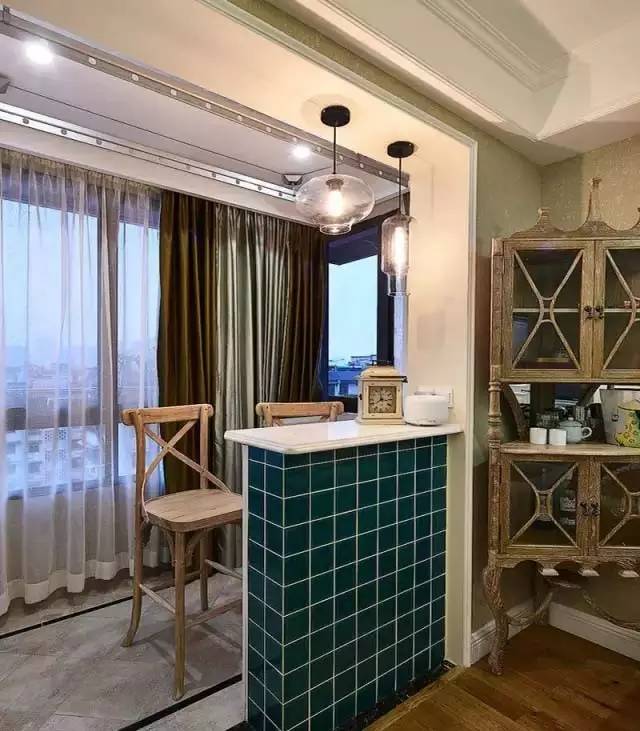 陽(yáng)臺(tái)裝修_陽(yáng)臺(tái)榻榻米裝修效果圖_匯東星城三期陽(yáng)臺(tái)裝修