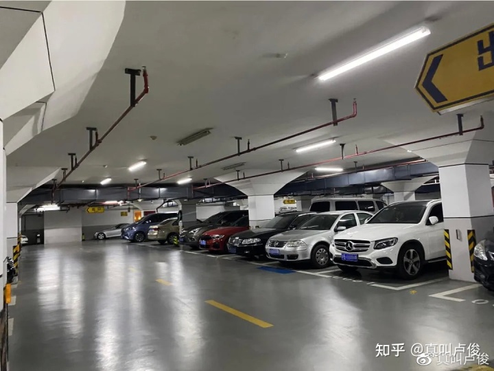 “我這輩子沒見過這么好的車庫?！?></a></p>
            <h3 class=