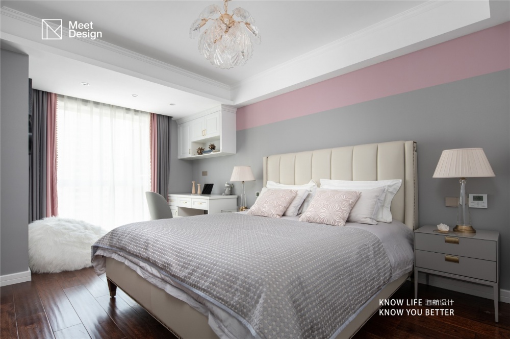 臥室窗簾2裝修效果圖優(yōu)雅歐式，帶你探秘融化在奶油里歐式豪華臥室設(shè)計(jì)圖片賞析