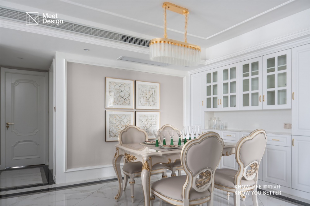 廚房1裝修效果圖優(yōu)雅歐式，帶你探秘融化在奶油里歐式豪華餐廳設(shè)計(jì)圖片賞析