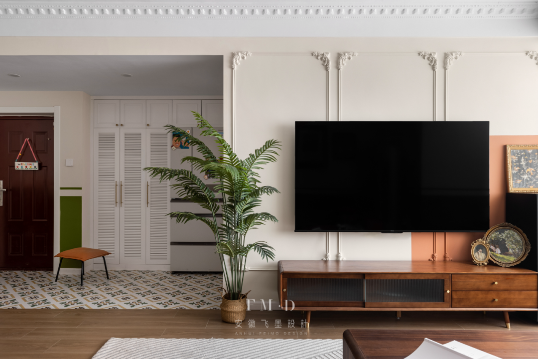 95㎡老房爆改復(fù)古法式風(fēng)，堪稱打工人裝修模板！這錢花得太值了