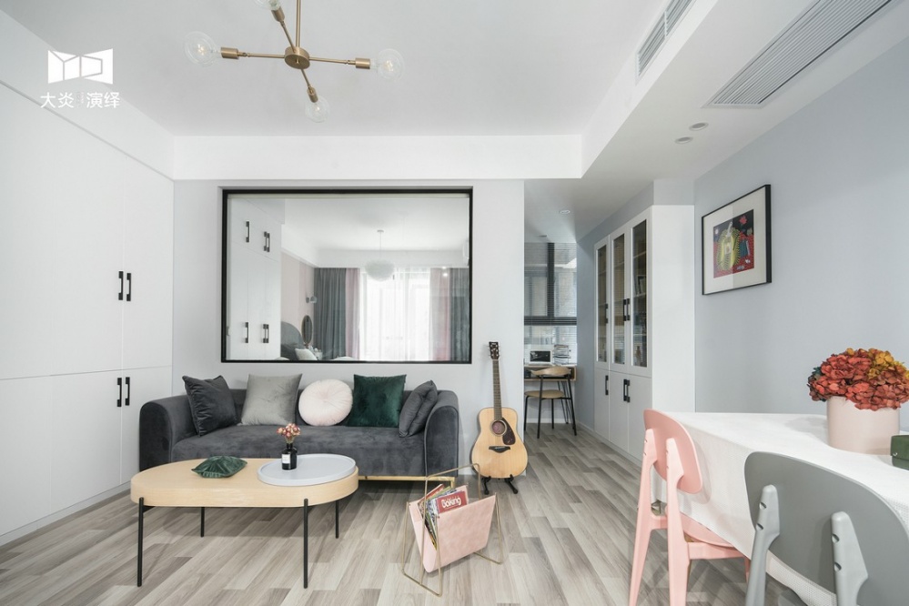 木地板裝修效果圖北歐ins風(fēng)公寓，每個角落都是北歐極簡設(shè)計圖片賞析