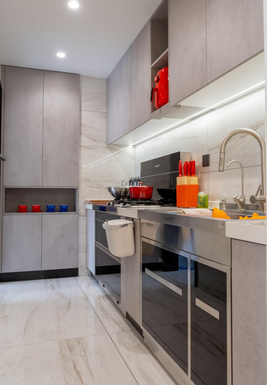 房屋裝修設(shè)計效果圖_綠色裝修選材設(shè)計500問:居室細(xì)節(jié)設(shè)計_通天房屋設(shè)計圖 裝修