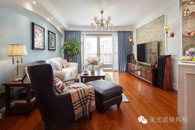 美式后現(xiàn)代風格裝修圖片_美式裝修風格樣板房_美式鄉(xiāng)村風格裝修