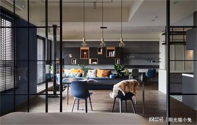 我的新房要裝修，聽說(shuō)有四種顏色很出名，我看到第一種瘋狂愛上了