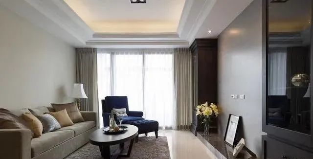 客廳吊頂該如何設(shè)計(jì)？這個(gè)方法10年設(shè)計(jì)師都沒見過(guò)！