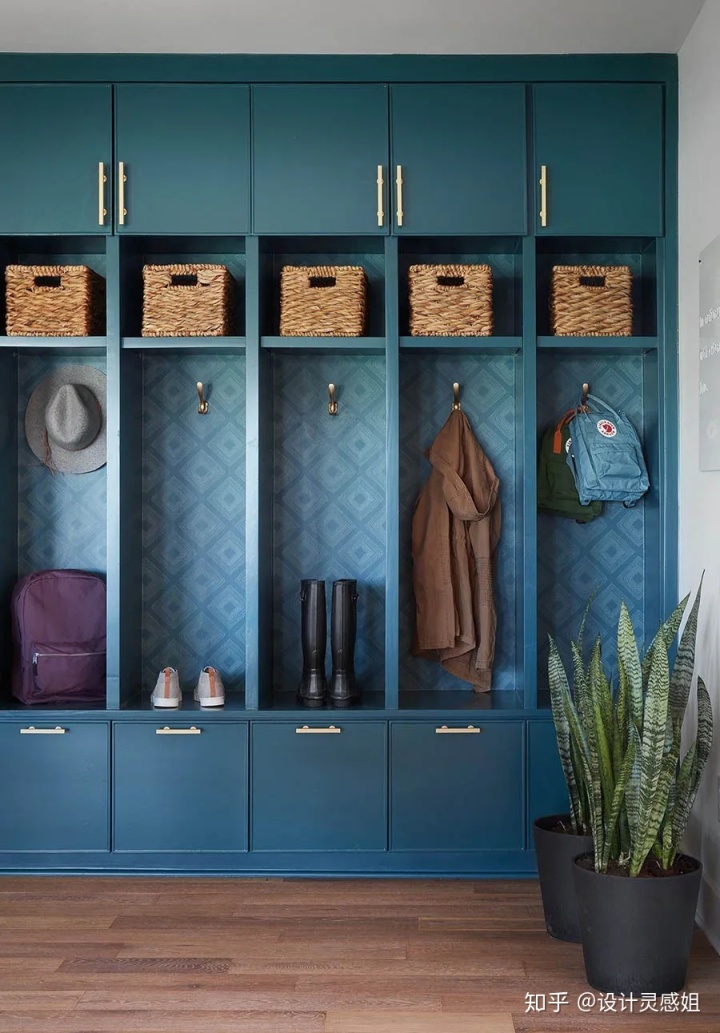 門(mén)廳玄關(guān)裝修效果圖_進(jìn)門(mén)玄關(guān)裝修效果圖片_門(mén)廳玄關(guān)隔斷裝修效果圖大全