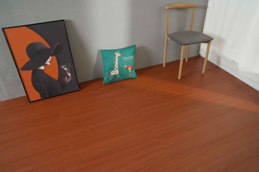 選地板，先懂 “扣”：平扣與鎖扣的終極對(duì)決